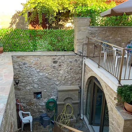 Apartment Lucas Mani Proastion